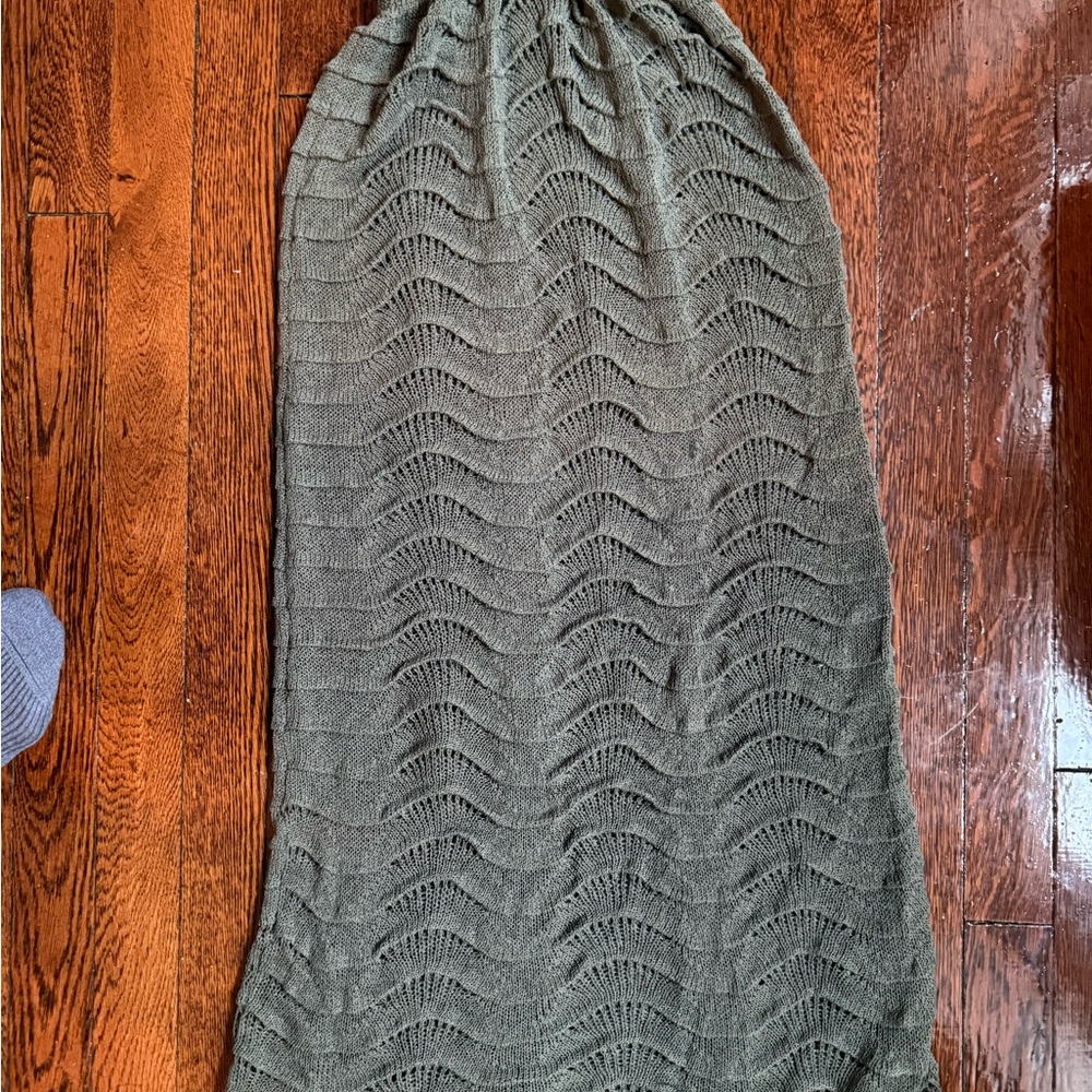Olive Green Cut-Out Ribbed Two-Piece Set - Picture 6 of 9